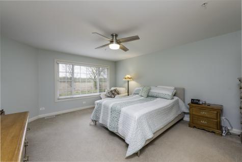 32958 North Stone Manor Drive Grayslake IL 60030