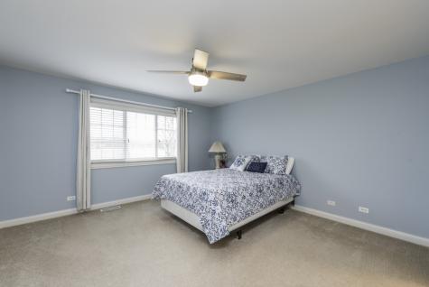 32958 North Stone Manor Drive Grayslake IL 60030