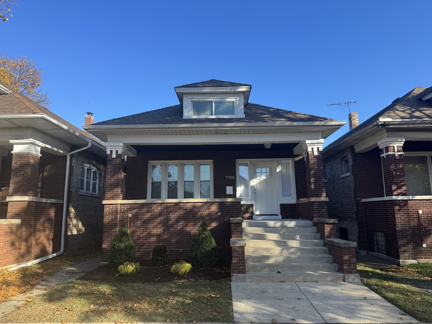 7305 South Eberhart Avenue Chicago IL 60619