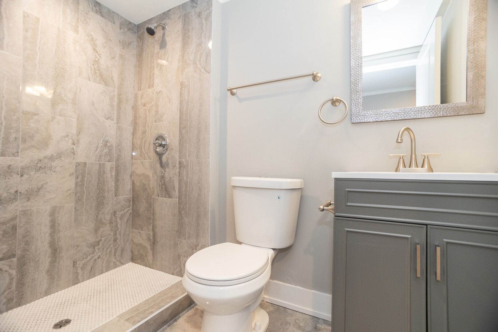 7305 South Eberhart Avenue Chicago IL 60619