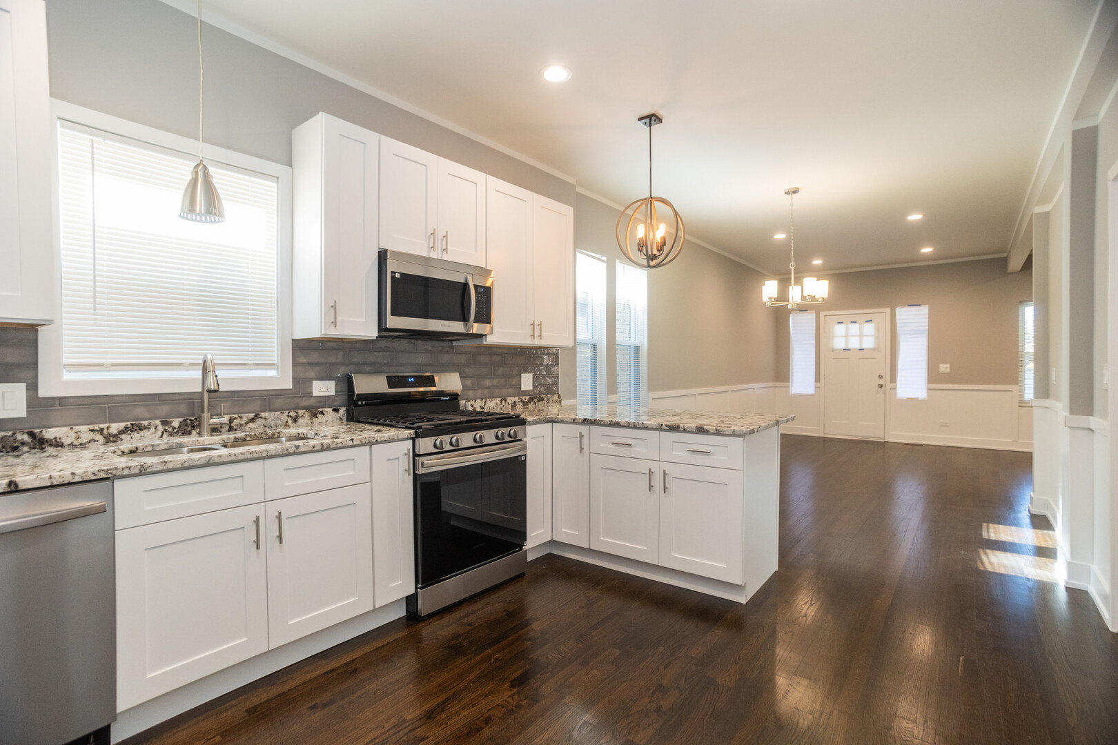 7305 South Eberhart Avenue Chicago IL 60619