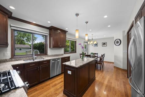 4095 Victoria Drive Hoffman Estates IL 60192