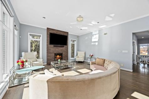 1 Bell Oak Lane Lemont IL 60439