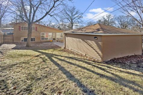 64 Blackhawk Drive Park Forest IL 60466