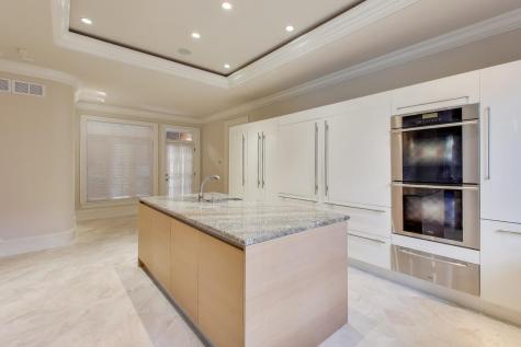 1718 West Wrightwood Avenue Chicago IL 60614