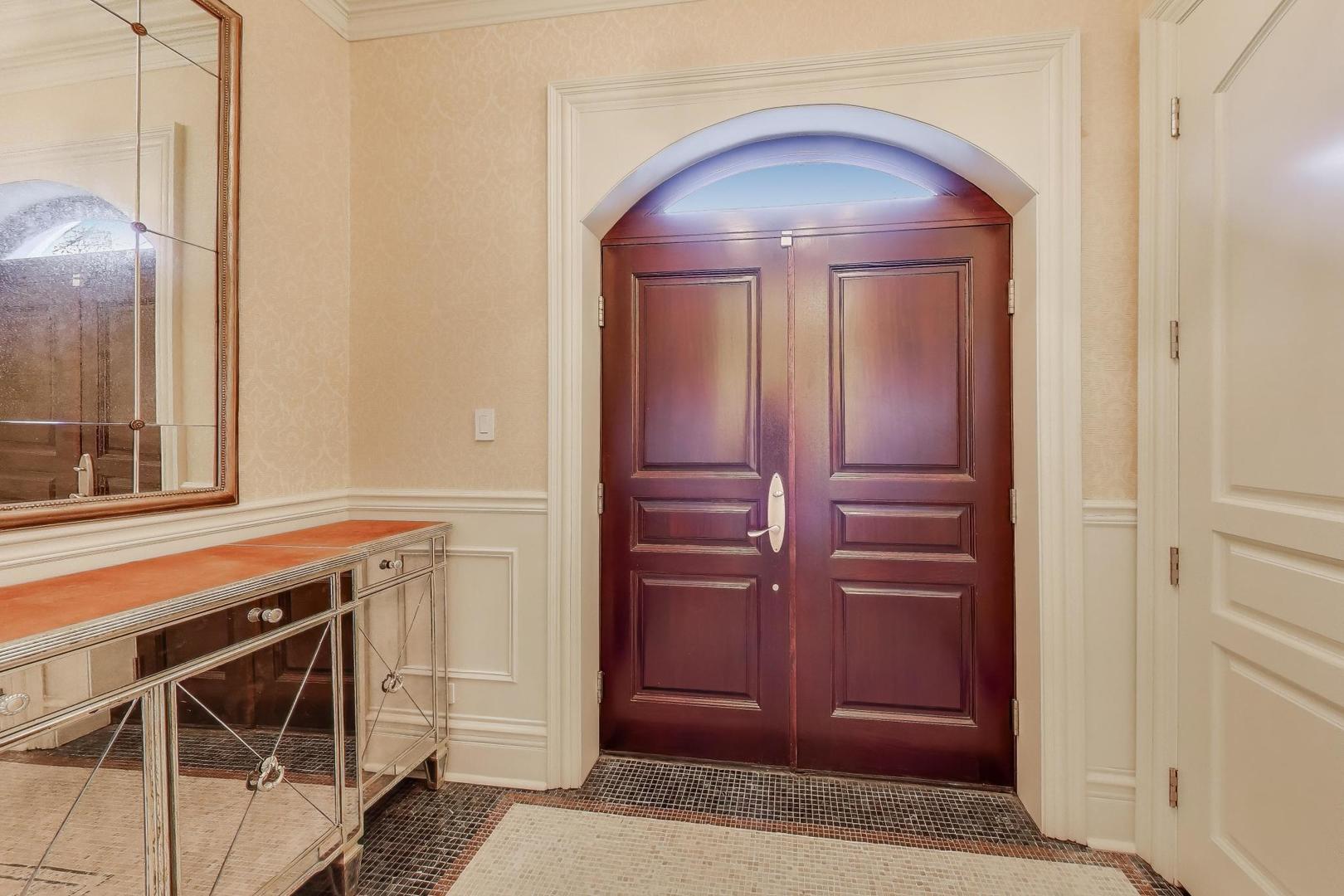 1718 West Wrightwood Avenue Chicago IL 60614