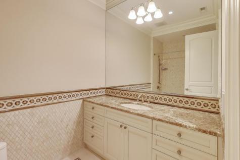1718 West Wrightwood Avenue Chicago IL 60614