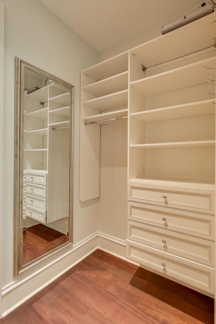 1718 West Wrightwood Avenue Chicago IL 60614