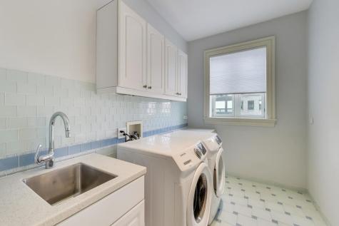 1718 West Wrightwood Avenue Chicago IL 60614