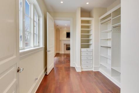 1718 West Wrightwood Avenue Chicago IL 60614