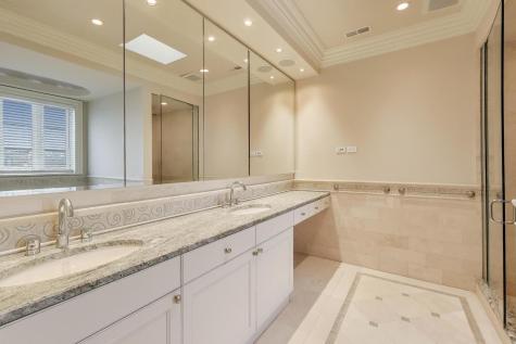 1718 West Wrightwood Avenue Chicago IL 60614