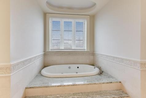1718 West Wrightwood Avenue Chicago IL 60614