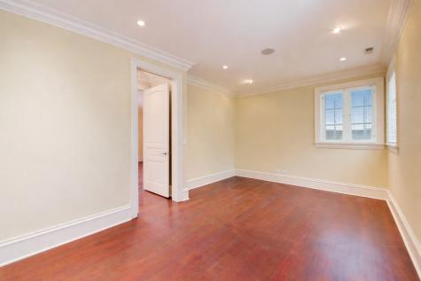 1718 West Wrightwood Avenue Chicago IL 60614