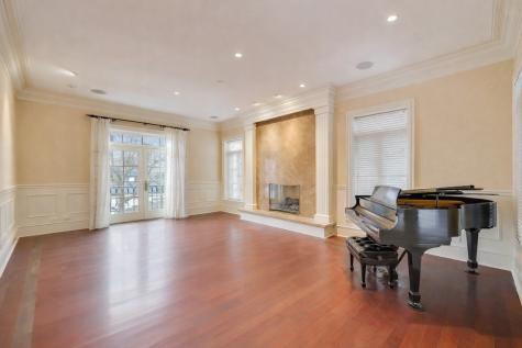1718 West Wrightwood Avenue Chicago IL 60614