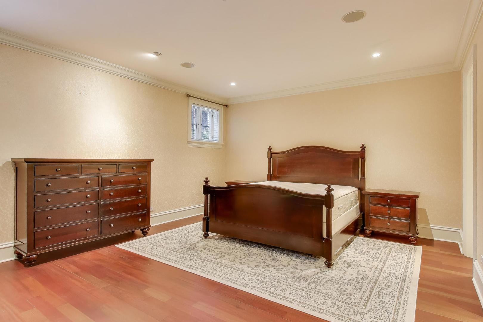 1718 West Wrightwood Avenue Chicago IL 60614