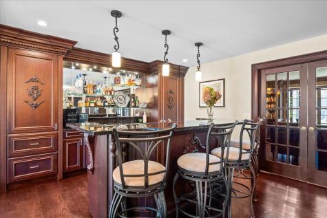 936 East Ringwood Road Lake Forest IL 60045
