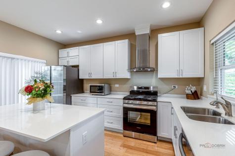 355 Woodhill Lane Lake Villa IL 60046