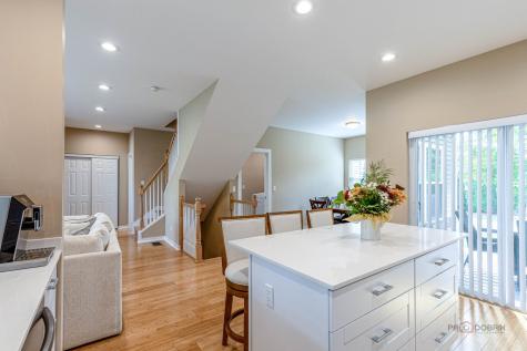355 Woodhill Lane Lake Villa IL 60046