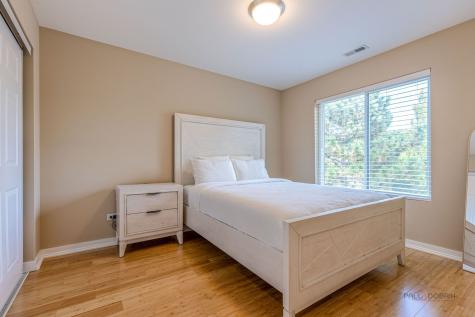 355 Woodhill Lane Lake Villa IL 60046