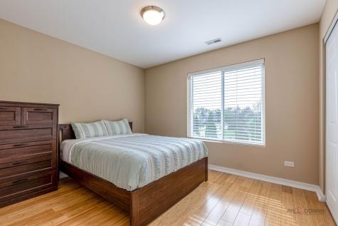 355 Woodhill Lane Lake Villa IL 60046