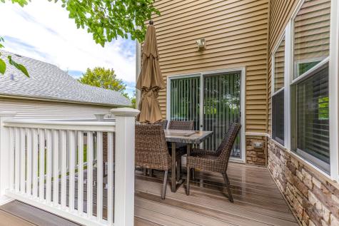 355 Woodhill Lane Lake Villa IL 60046
