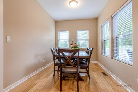 355 Woodhill Lane Lake Villa IL 60046