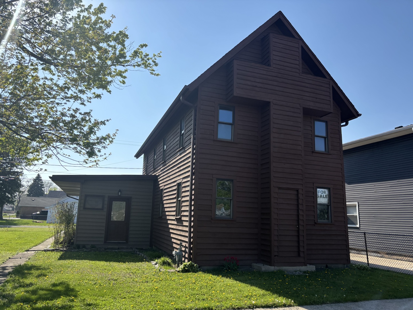 8758 Central Avenue Oak Lawn IL 60453