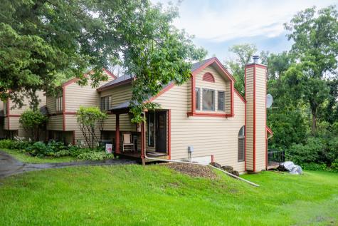 41 Spring Creek Lane Galena IL 61036