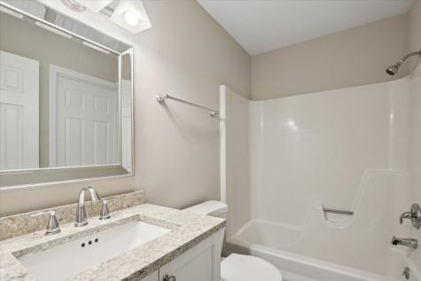 938 Chase Court Gurnee IL 60031