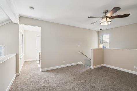938 Chase Court Gurnee IL 60031