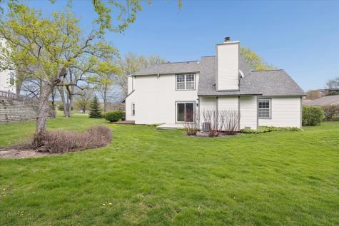 938 Chase Court Gurnee IL 60031