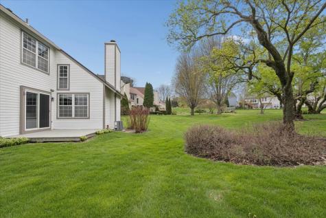 938 Chase Court Gurnee IL 60031