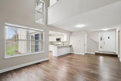 938 Chase Court Gurnee IL 60031