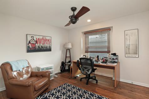 1255 Laurel Avenue Deerfield IL 60015