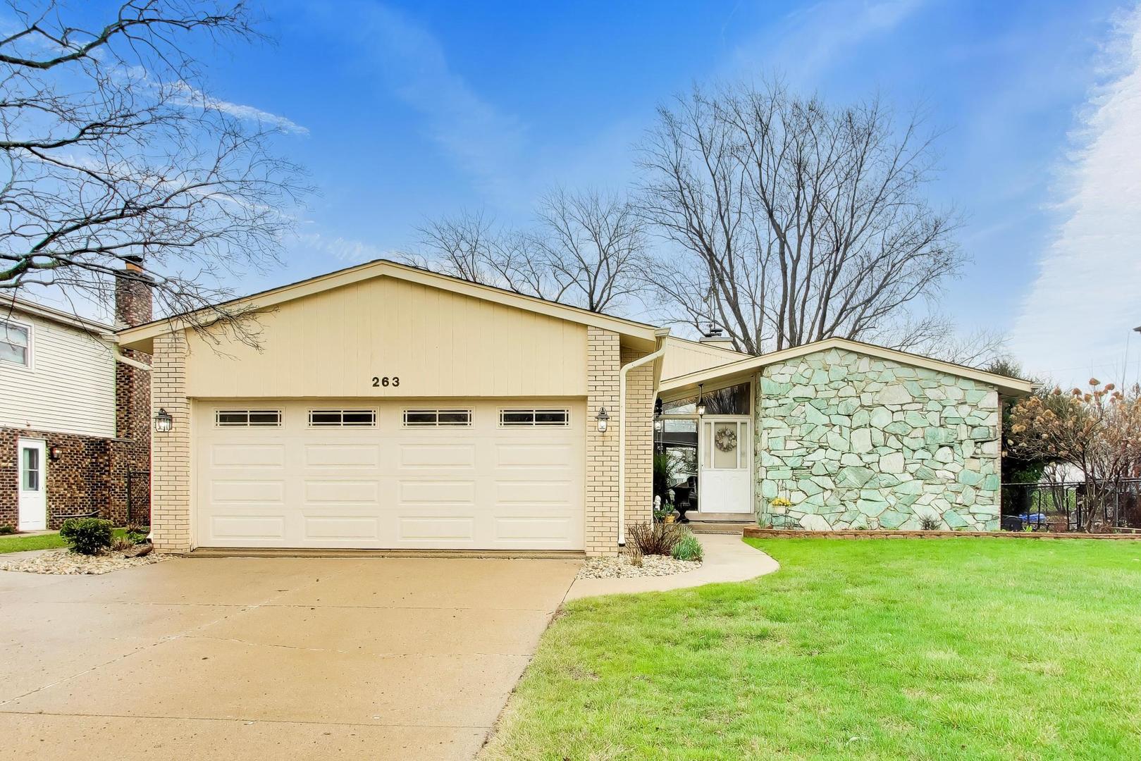 263 North Baynard Road Addison IL 60101
