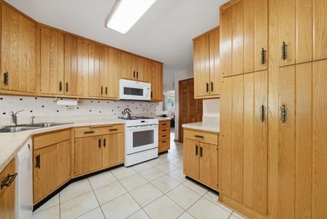 12841 Terrace Lane Crestwood IL 60418