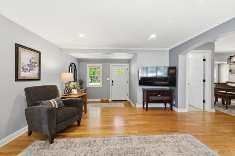 261 Main Street S Oswego IL 60543