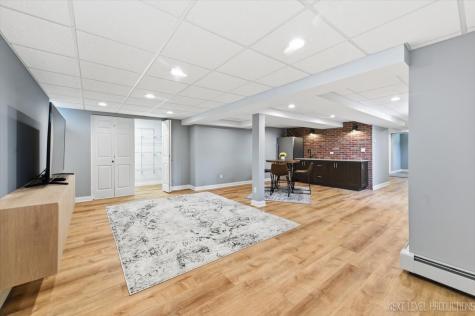 261 Main Street S Oswego IL 60543