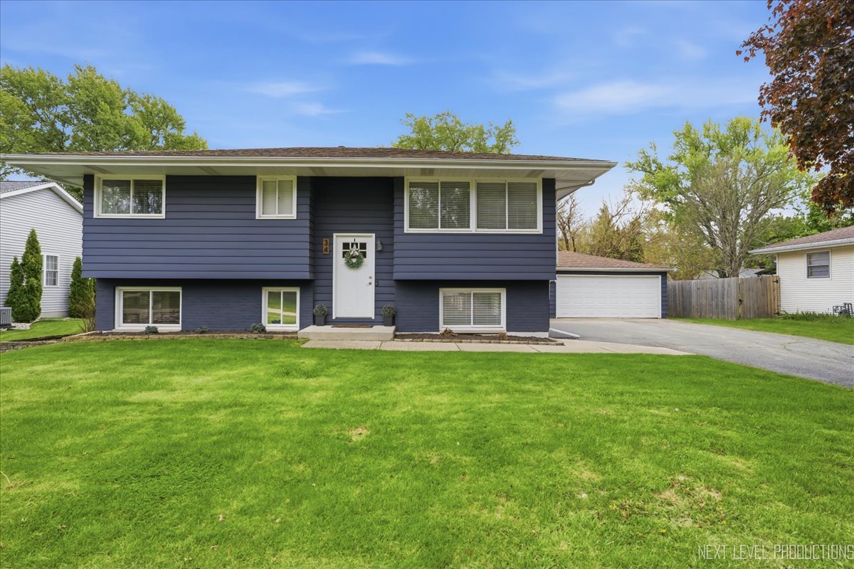 34 West Amber Avenue Cortland IL 60112