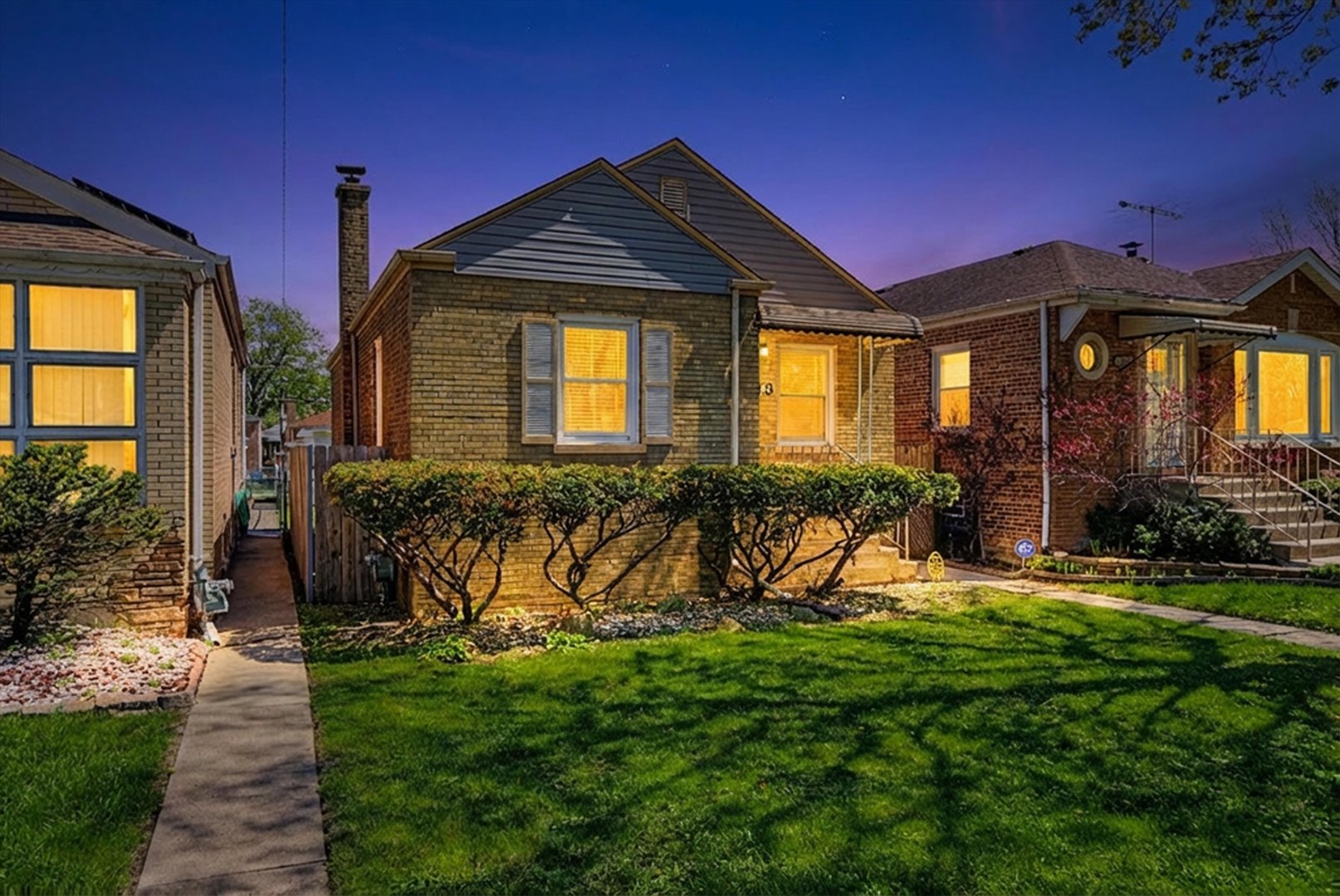 14223 South Wallace Avenue Riverdale IL 60827