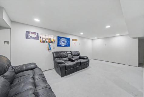 14223 South Wallace Avenue Riverdale IL 60827