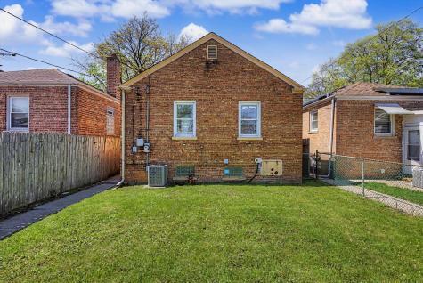 14223 South Wallace Avenue Riverdale IL 60827