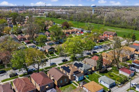 14223 South Wallace Avenue Riverdale IL 60827