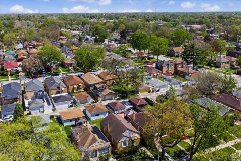 14223 South Wallace Avenue Riverdale IL 60827
