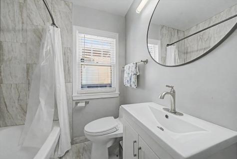 14223 South Wallace Avenue Riverdale IL 60827