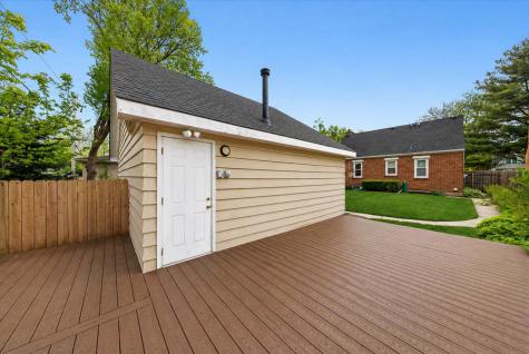 923 South Fairfield Avenue Elmhurst IL 60126