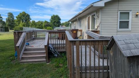 521 12TH Street Erie IL 61250