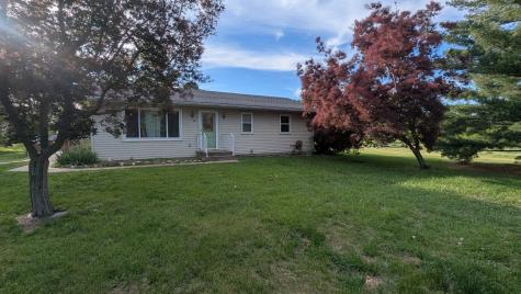 521 12TH Street Erie IL 61250