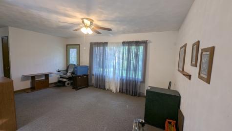 521 12TH Street Erie IL 61250