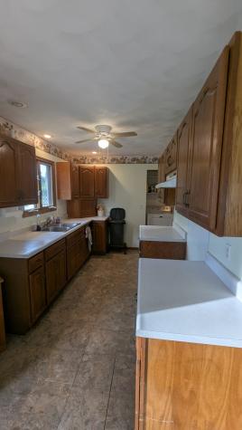521 12TH Street Erie IL 61250